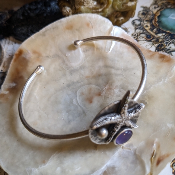 Natural Purple Jade in Starfish Silver Plated Bracelet - Picture 3 of 4
